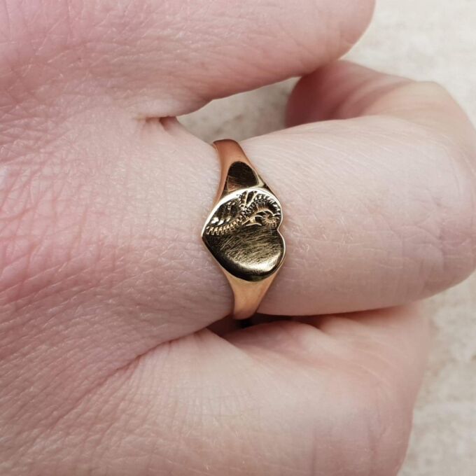 Sale – Heart Signet Ring in 9ct Gold, a UK O 1/2 or a US 7 1/2.