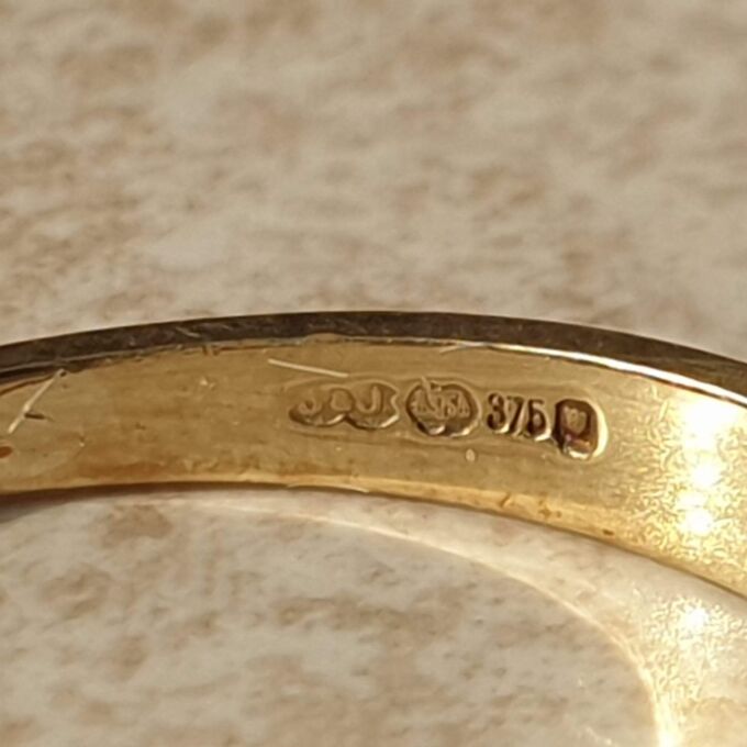 DEAREST Acrostic Ring on 9ct Gold,  a UK O or a US 7 1/2.