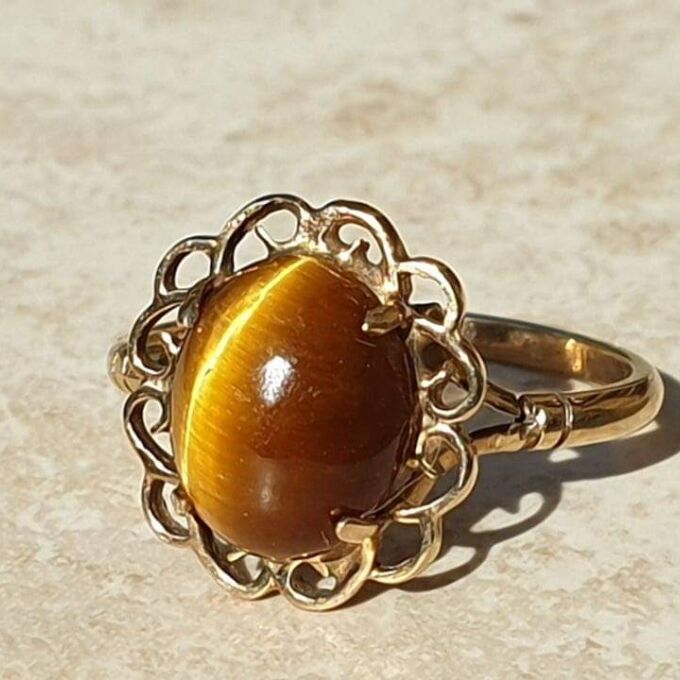 Fancy Tigers Eye Ring in 9ct Gold, a UK L or a US 6.