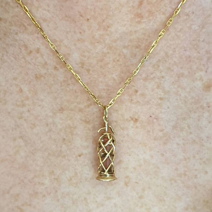 Cute Soda Syphon Charm Pendant in 9ct Gold