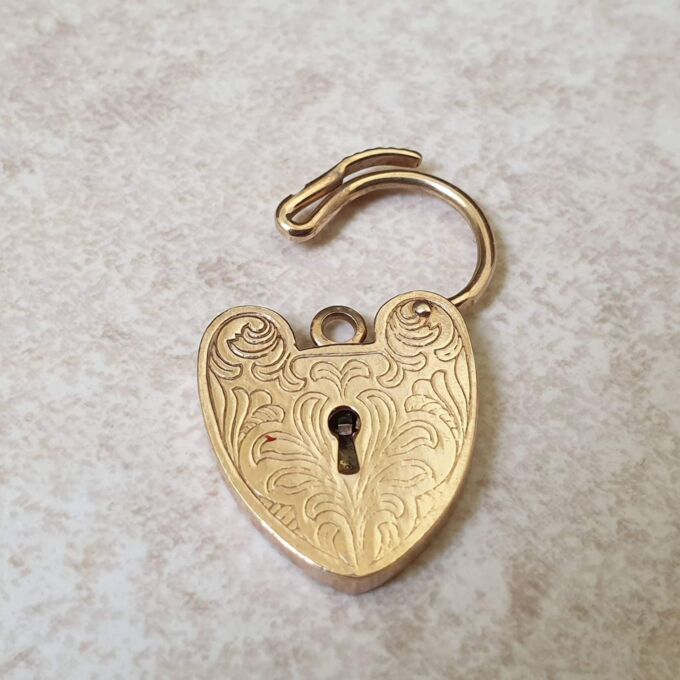 Engraved Heart Padlock in 9ct Gold