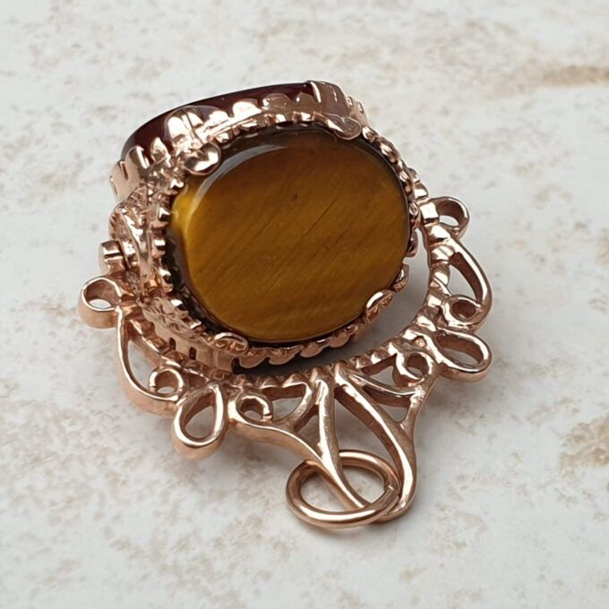 Three Stone Spinner Fob Pendant in 9ct Gold