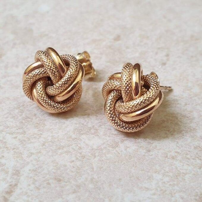 Bold Knot Stud Earrings in 9ct Gold.