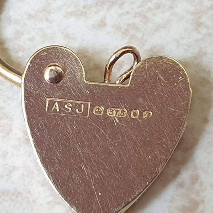 Tiny Fully Working Heart Padlock in 9ct Gold
