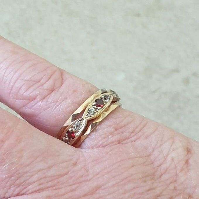 Garnet and Spinel Full Eternity Ring in 9ct Gold