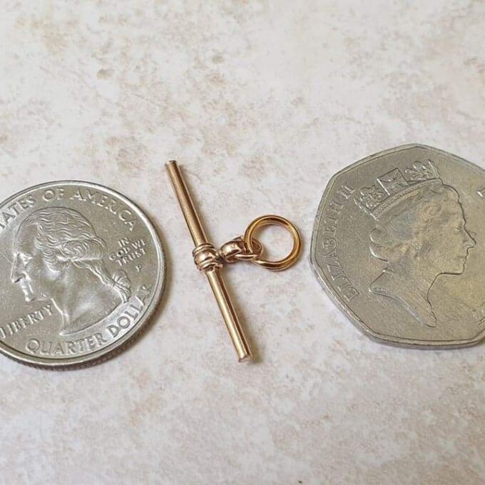 Simple T Bar Pendant in 9ct Rose Gold