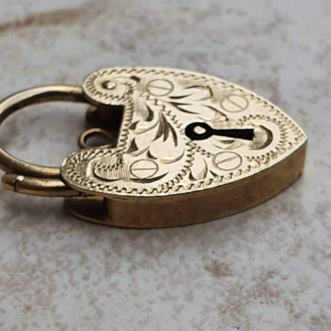 Engraved Heart Padlock in 9ct Gold