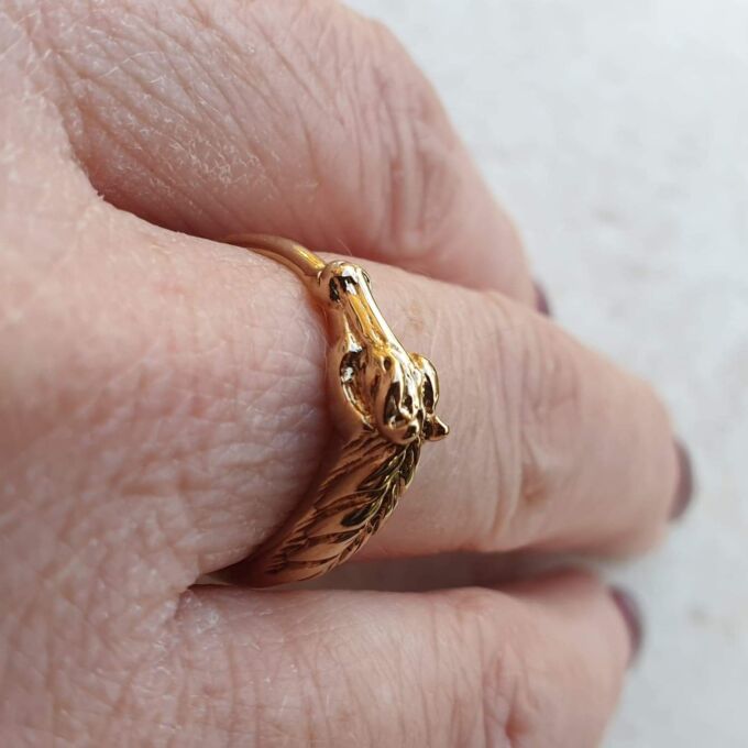 Horse Head and Mane Ring in 9ct Gold,  a UK O or a US 7 1/4.