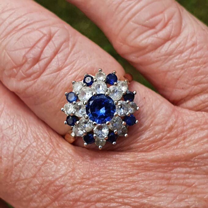 Synthetic Blue Sapphire and Spinel Ring in 9ct Gold, a UK M 1/2 or a US 6 3/4