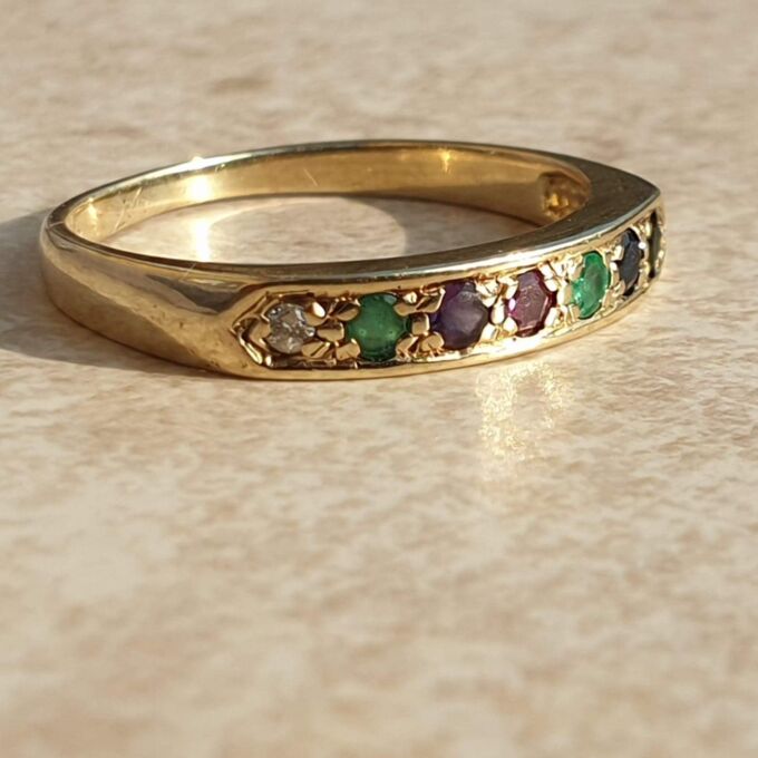 DEAREST Acrostic Ring on 9ct Gold,  a UK O or a US 7 1/2.