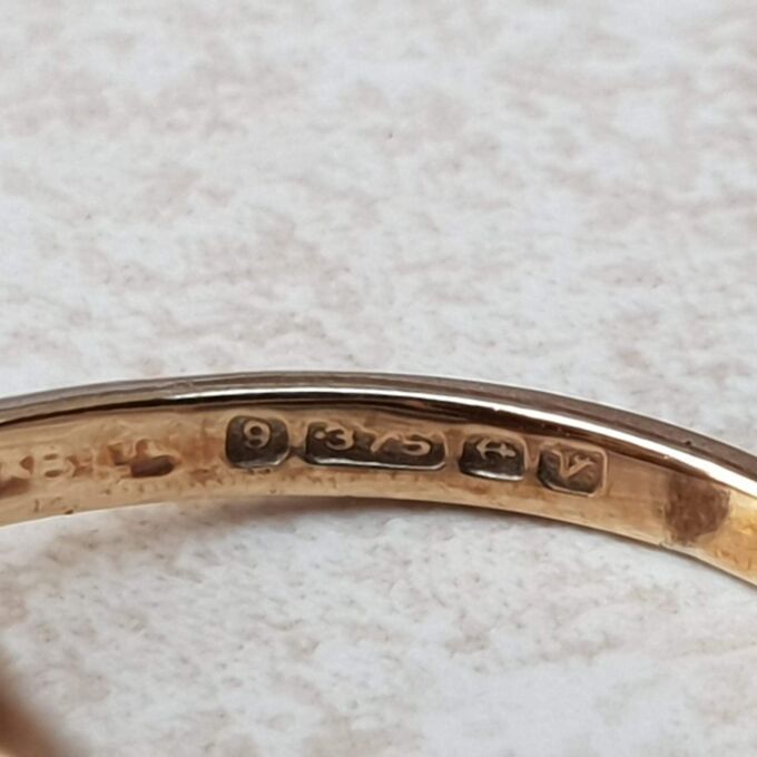 Fancy Tigers Eye Ring in 9ct Gold, a UK L or a US 6.