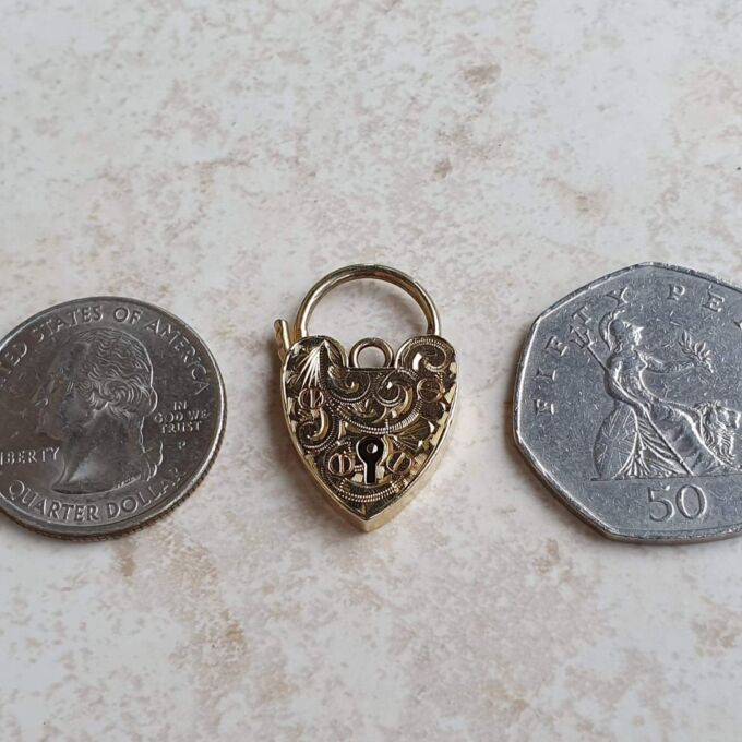 Engraved Heart Padlock in 9ct Gold