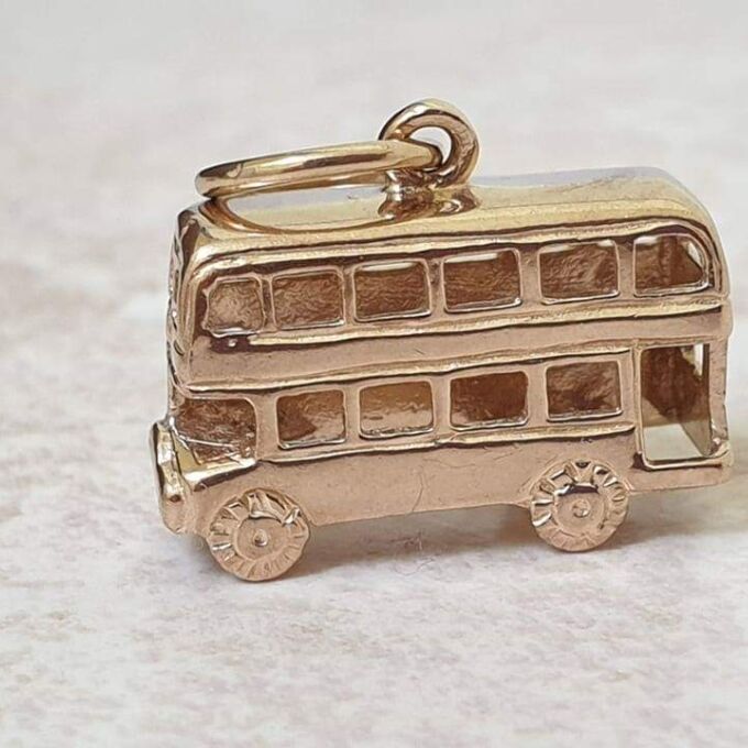 Double Decker Bus Pendant in 9ct Gold.