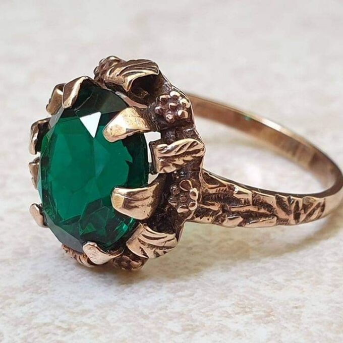 Ornate Synthetic Green Tourmaline Ring in 9ct Gold.