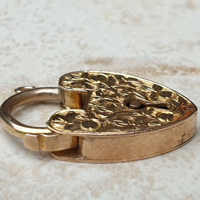 Antique Engraved Heart Padlock in 9ct Gold