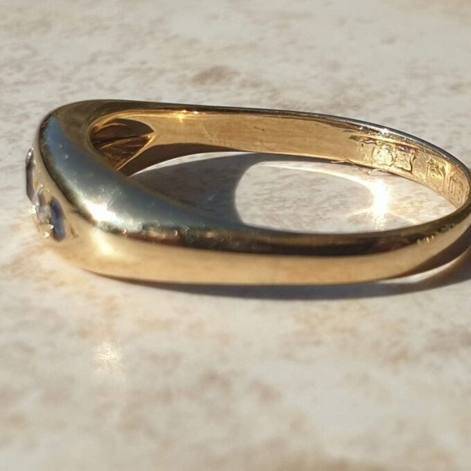 Antique Gypsy Sapphire and Diamond Ring in 18ct Gold,  a UK L1/2 or a US 6 1/4.