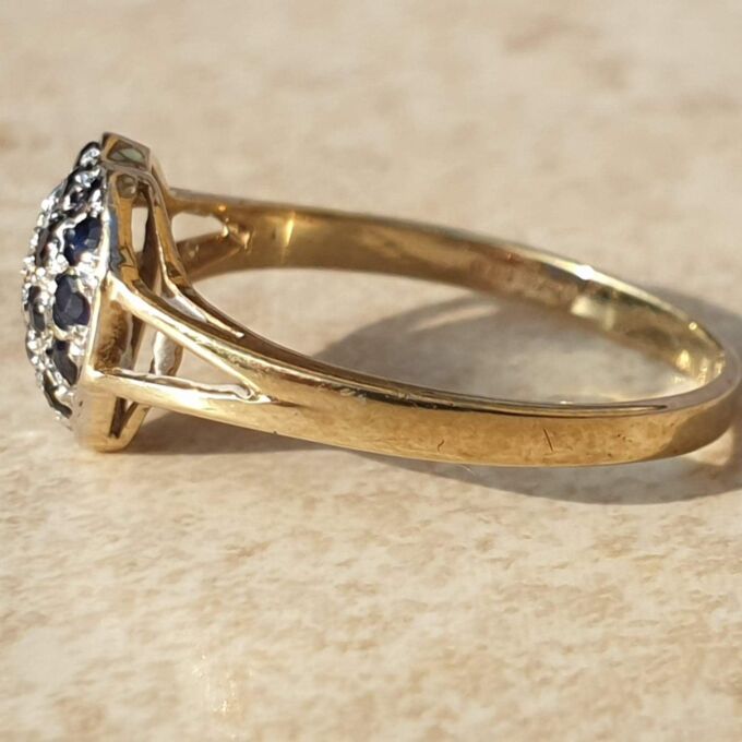 Sapphire Adorned Heart Ring in 9ct Gold.