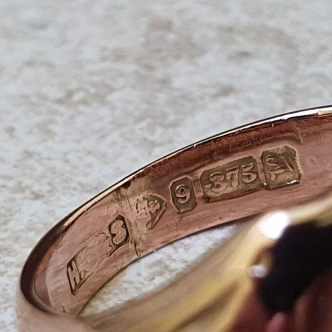 Shield Signet Ring in 9ct Rose Gold.