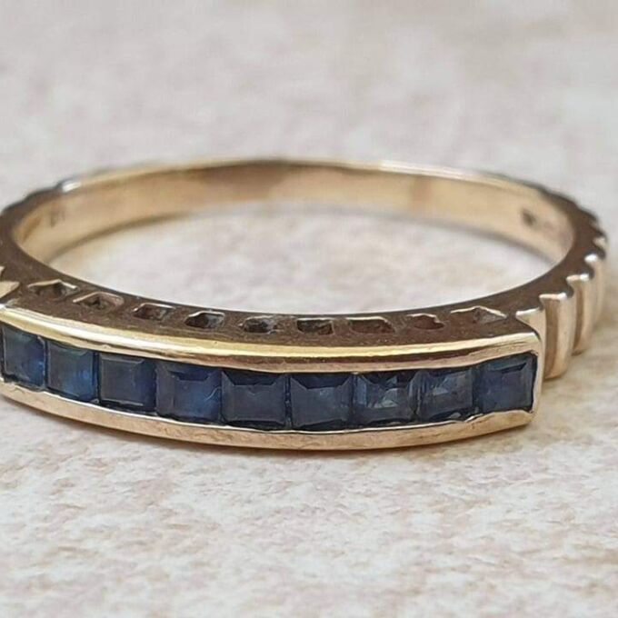 Channel Set Sapphire Ring in 9ct Gold, a UK L 1/2 or a US 6 1/4