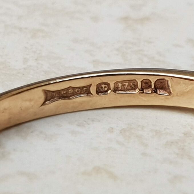 Sapphire & CZ Half Eternity Ring in 9ct Gold, a UK O or a US 7 1/2.