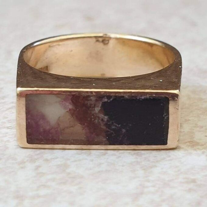 Derbyshire Blue John Signet Ring in 9ct Gold.