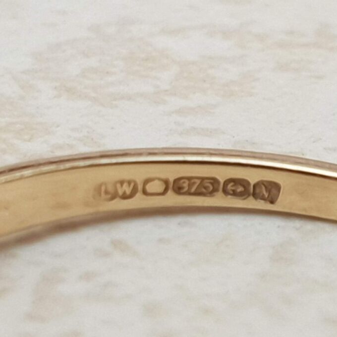 Sparkly Green and White CZ Ring in 9ct Gold, a UK P or a US 8.