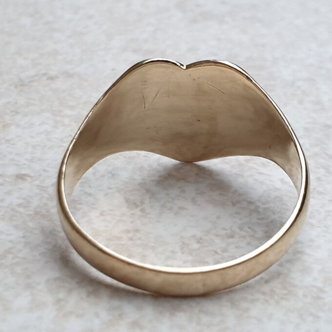Simple Heart Signet Ring in 9ct Gold