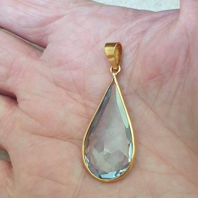 Huge Synthetic Spinel Pear Pendant in 18ct Gold.