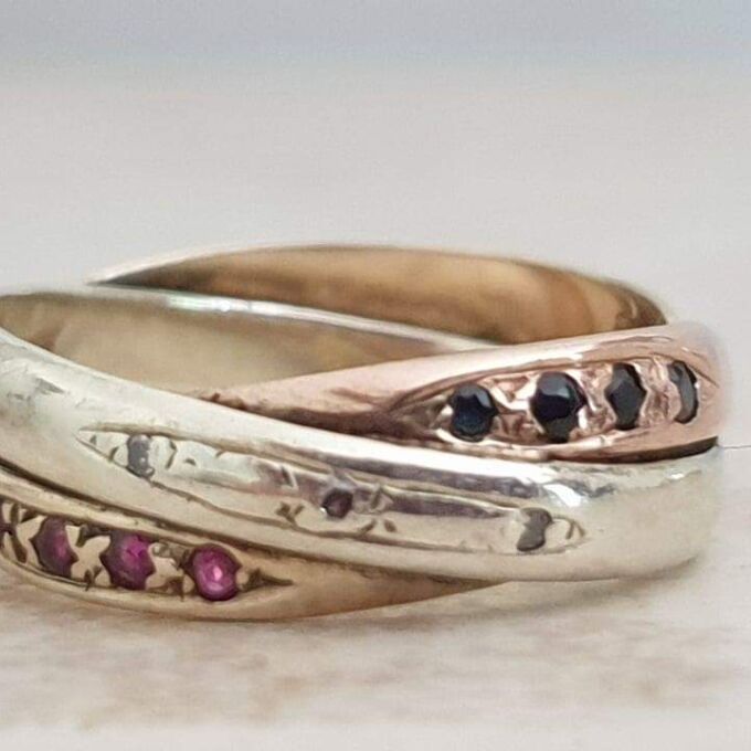 Gemset Three Colour Russian Wedding Ring in 9ct Gold.