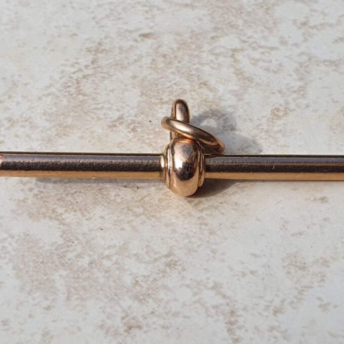 Plain Classic T Bar in 9ct Gold