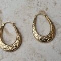 Oval Hoop Earrings in 9ct Gold