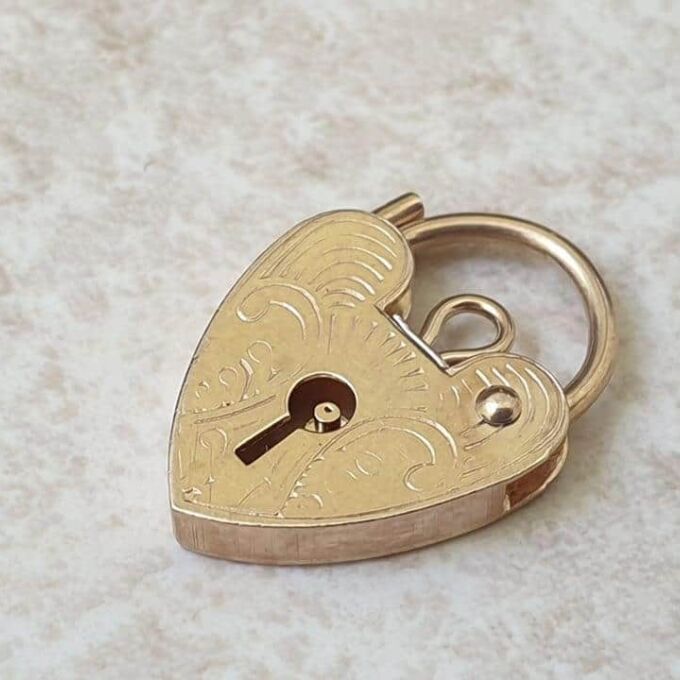 Small Front Engraved Fully Working Padlock in 9ct gold