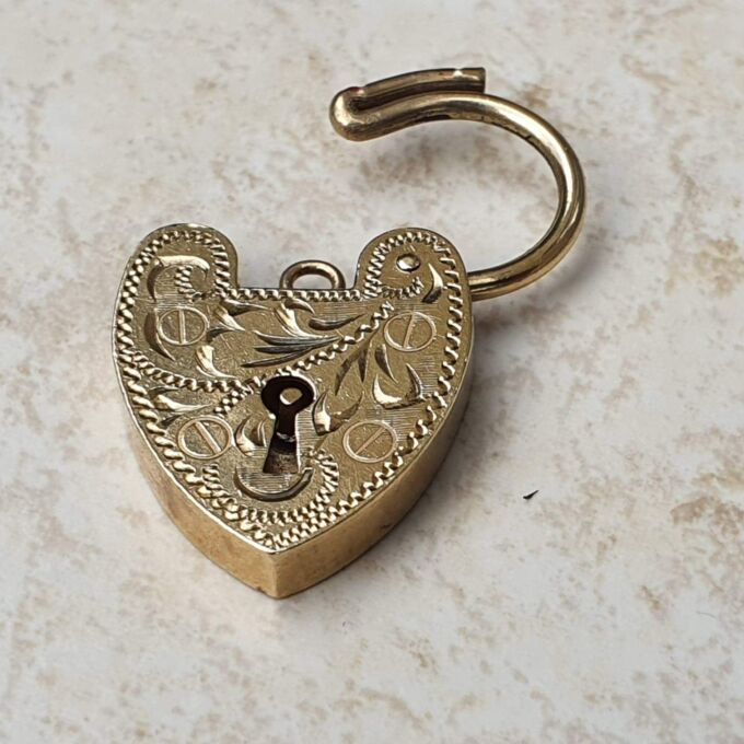 Engraved Heart Padlock in 9ct Gold