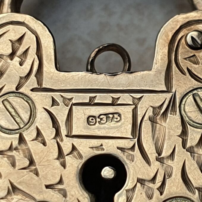 Vintage Engraved Heart Padlock in 9ct Gold