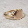Simple Octagonal Signet Ring in 9ct Gold.