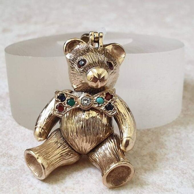 Heavy Articulated Teddy Bear with Dickie Bow in 9ct Gold