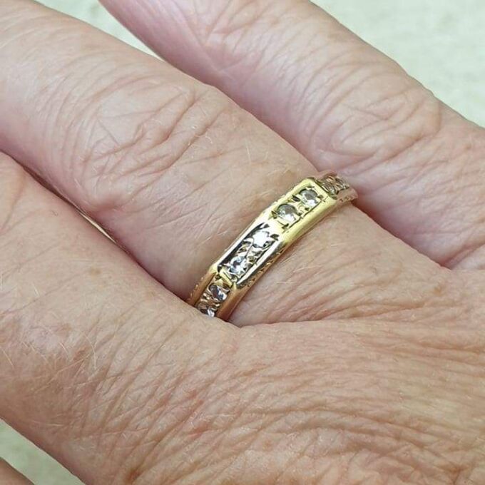Reserved – Quartz Full Eternity Ring in 9ct Gold.