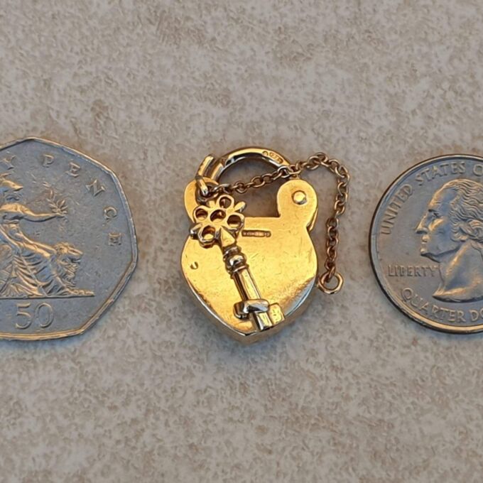 Ornate Heavy Padlock with Key in 9ct Gold