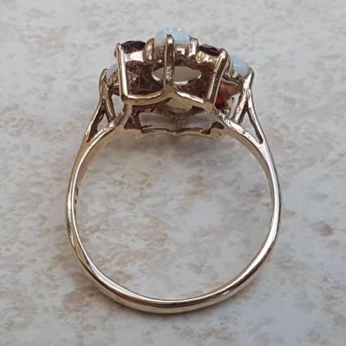 Opal and Garnet Cluster Ring in 9ct Yellow Gold, a UK J or a US 5.