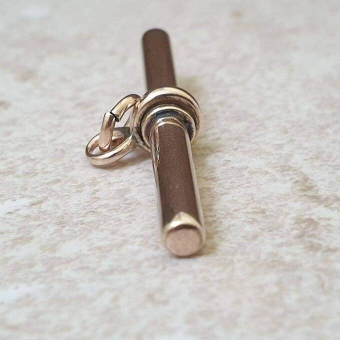 Simple Plain Albert or T Bar Fob Pendant in 9ct Gold