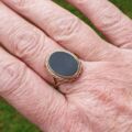Oval Onyx Signet Ring in 9ct Gold, a UK Q 1/2 or a US 8 3/4.