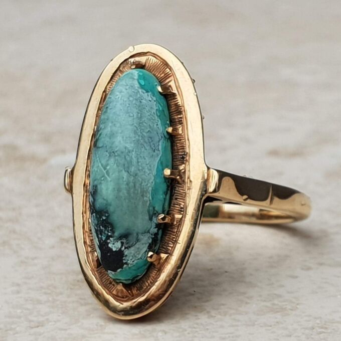 Quirky Vintage Turquoise Navette Ring in 9ct Gold, a UK J 1/2 or a US 5 1/4.