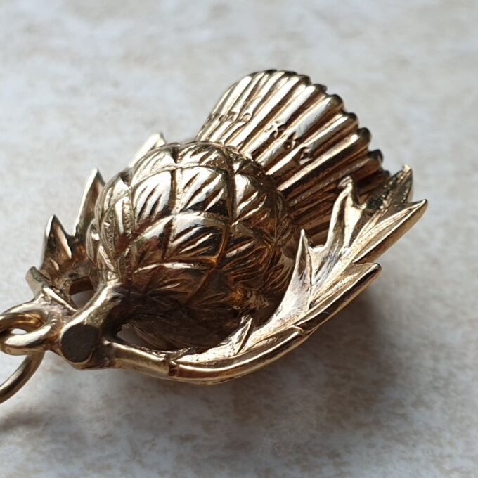 Thistle Pendant with Smoky Quartz in 9ct Gold