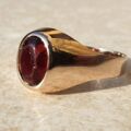 Red Paste Signet Ring in 9ct Gold,  a UK J or a US 5 1/4