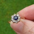 Synthetic Sapphire and Spinel Daisy Ring in 9ct gold, a UK M 1/2 or a US 6 3/4