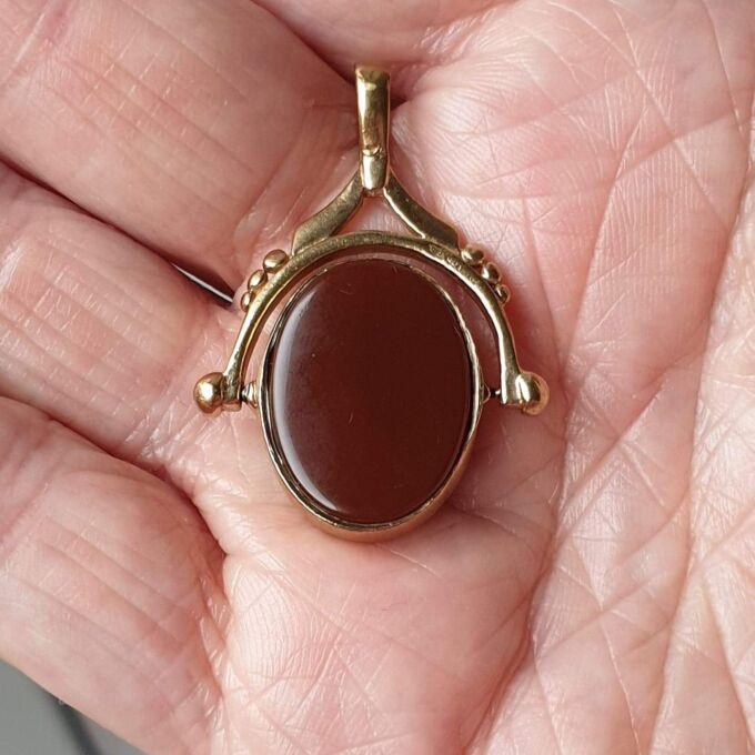 Double Sided Spinner Fob Pendant in 9ct Gold