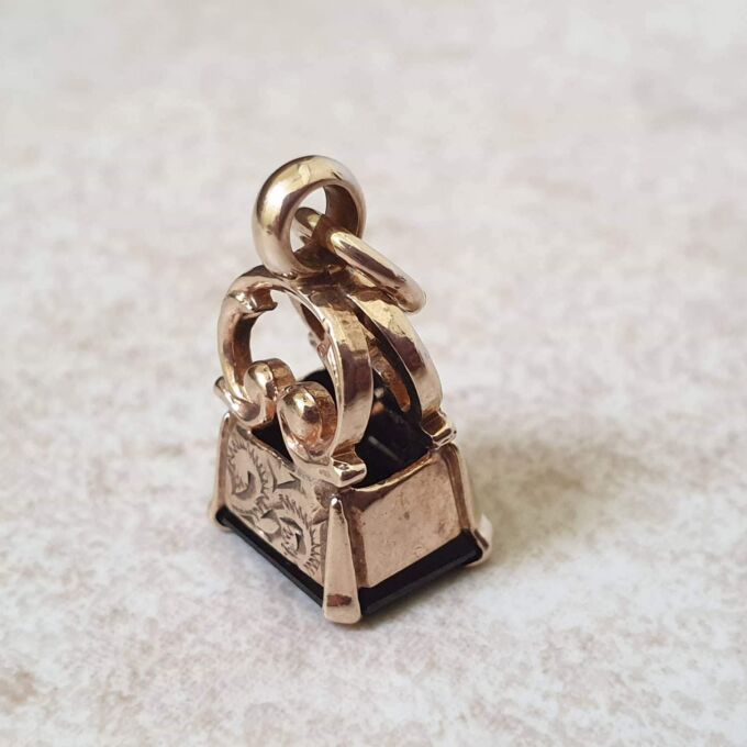 Engraved Garnet Fob in 9ct Gold