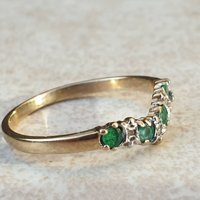 Emerald and Diamond Chevron or Wishbone Ring in 9ct Gold, a UK M or a US 6 1/2
