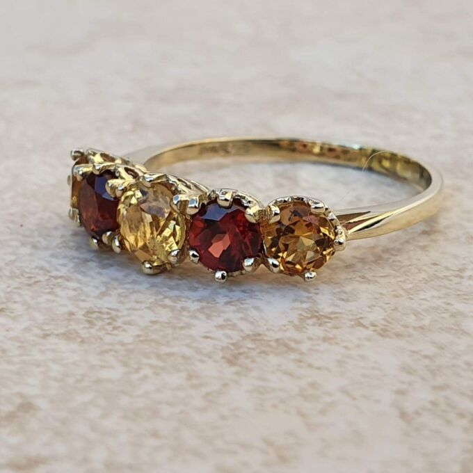 Garnet and Citrine Ring in 9ct Gold, a UK Q1/2 or a US 8 3/4