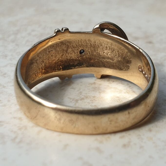 Diamond Set Buckle Ring in 9ct Gold, a UK S or a US 9 1/2.